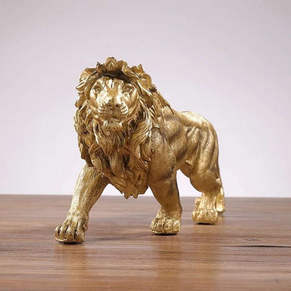 Goldene Löwenstatue